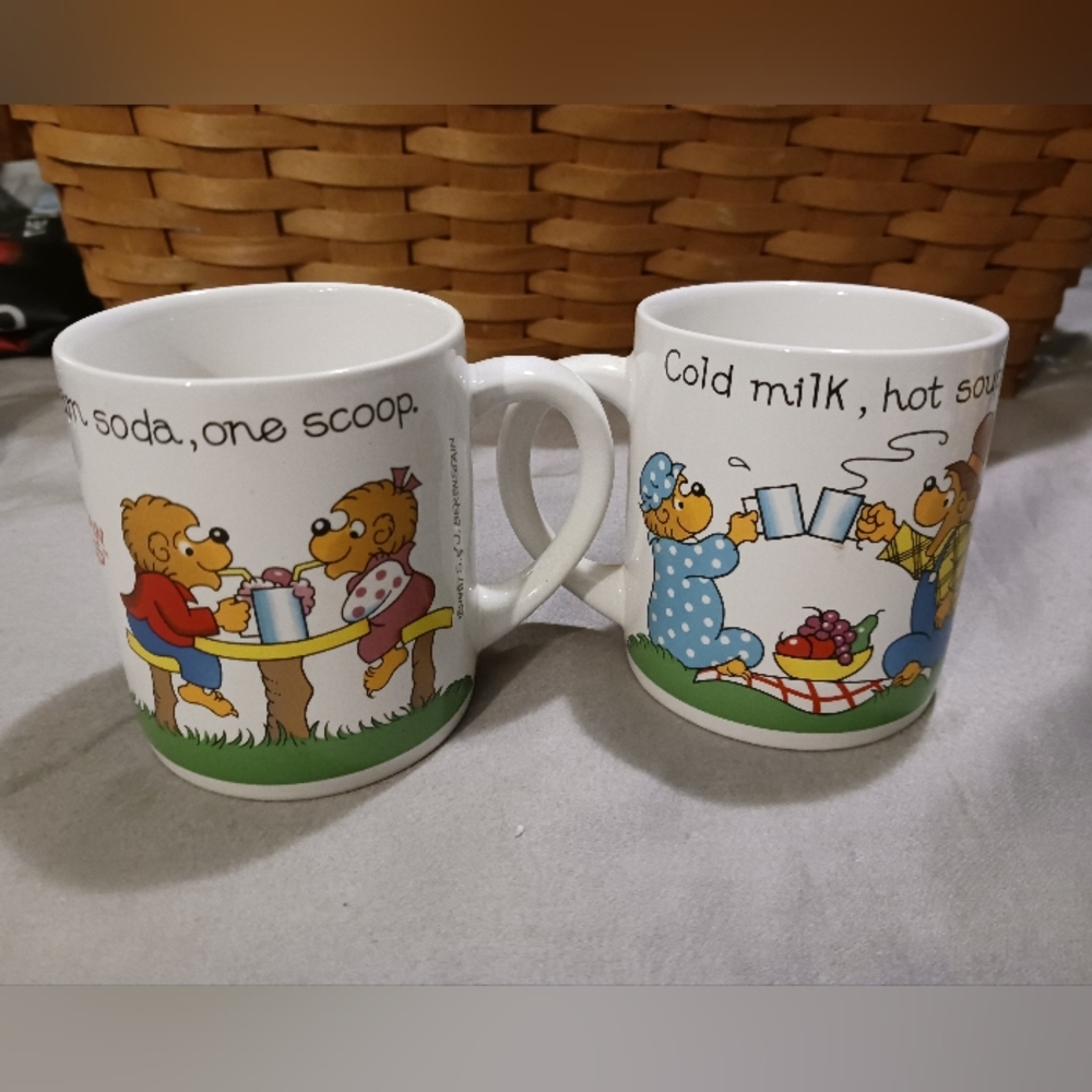 Vintage 1983 Berenstain Bears Mugs